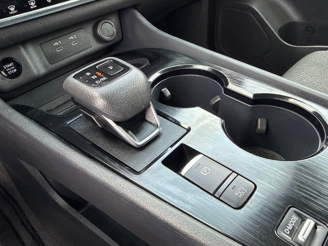 Used 2025 Nissan Rogue SV FWD image 31