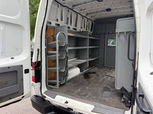 Used 2014 Nissan NV 2500 SV w/ Technology Package RWD image 17