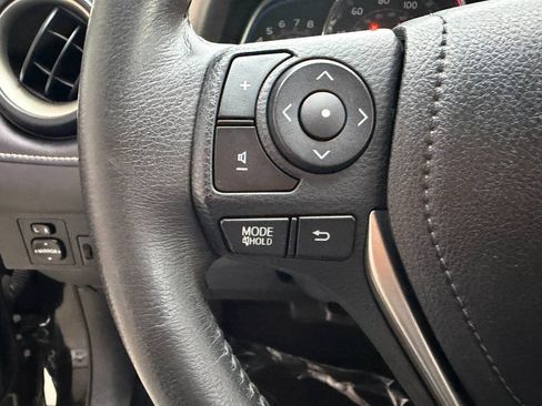Used 2014 Toyota RAV4 Limited w/ Technology Package AWD/4WD image 22