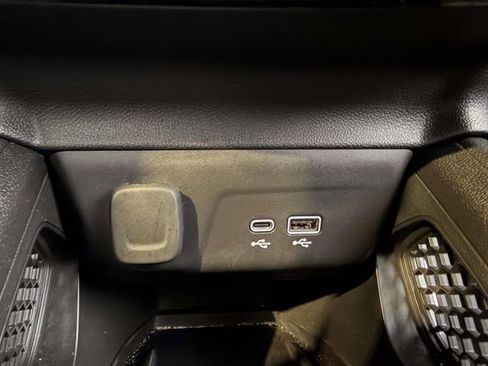 Certified 2024 Chevrolet TrailBlazer ACTIV w/ Convenience Package image 22