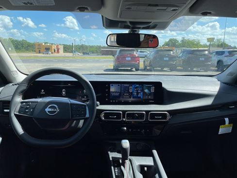 New 2026 Nissan Sentra SR image 11