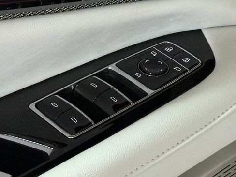 New 2026 Cadillac Optiq Sport 1 image 24