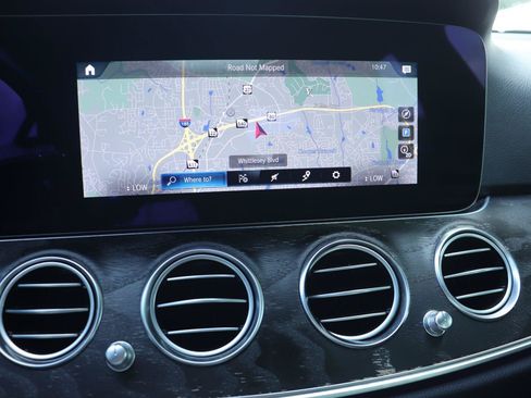 Used 2022 Mercedes-Benz E 450 4MATIC Sedan image 28