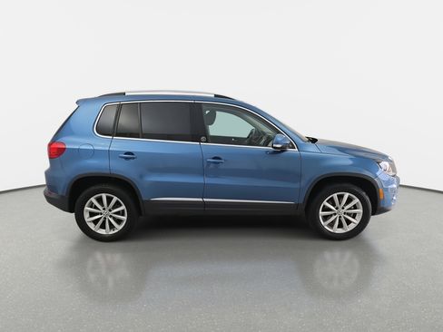 Used 2017 Volkswagen Tiguan Wolfsburg Edition image 2