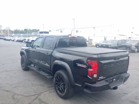 Used 2023 Chevrolet Colorado Trail Boss image 5