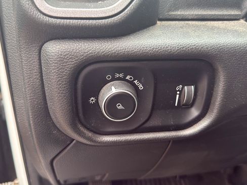 Used 2024 RAM 2500 Tradesman AWD/4WD image 15