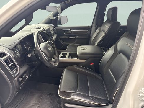 Used 2023 RAM 1500 Laramie AWD/4WD image 12