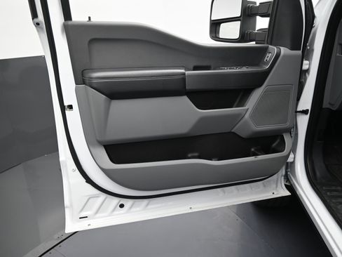 Used 2024 Ford F250 XL w/ STX Appearance Package image 16