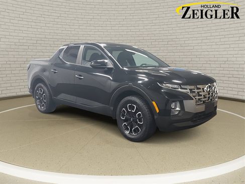 Used 2023 Hyundai Santa Cruz SEL image 3