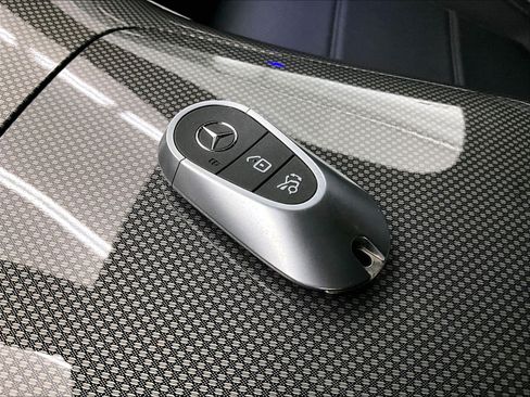 Certified 2025 Mercedes-Benz GLC 350e 4MATIC image 12