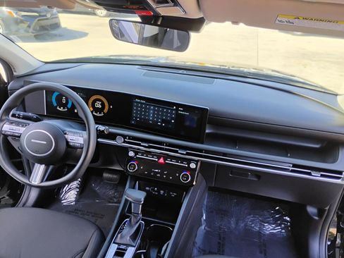 Used 2025 Hyundai Tucson SEL image 23