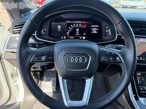 Used 2025 Audi Q8 Premium Plus w/ Premium Plus Package AWD/4WD image 22