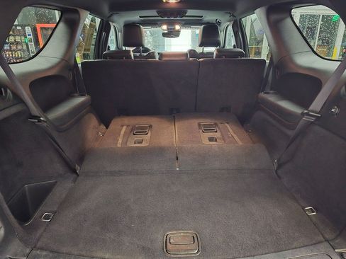 Used 2024 Dodge Durango GT RWD image 43
