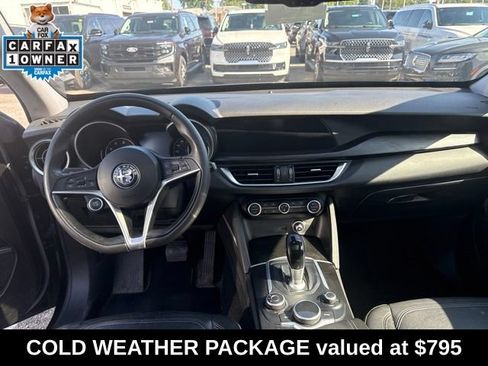 Used 2018 Alfa Romeo Stelvio AWD image 5