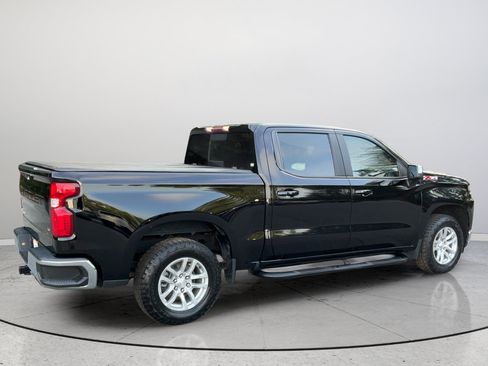 Certified 2021 Chevrolet Silverado 1500 LT w/ Z71 Off-Road Package AWD/4WD image 32