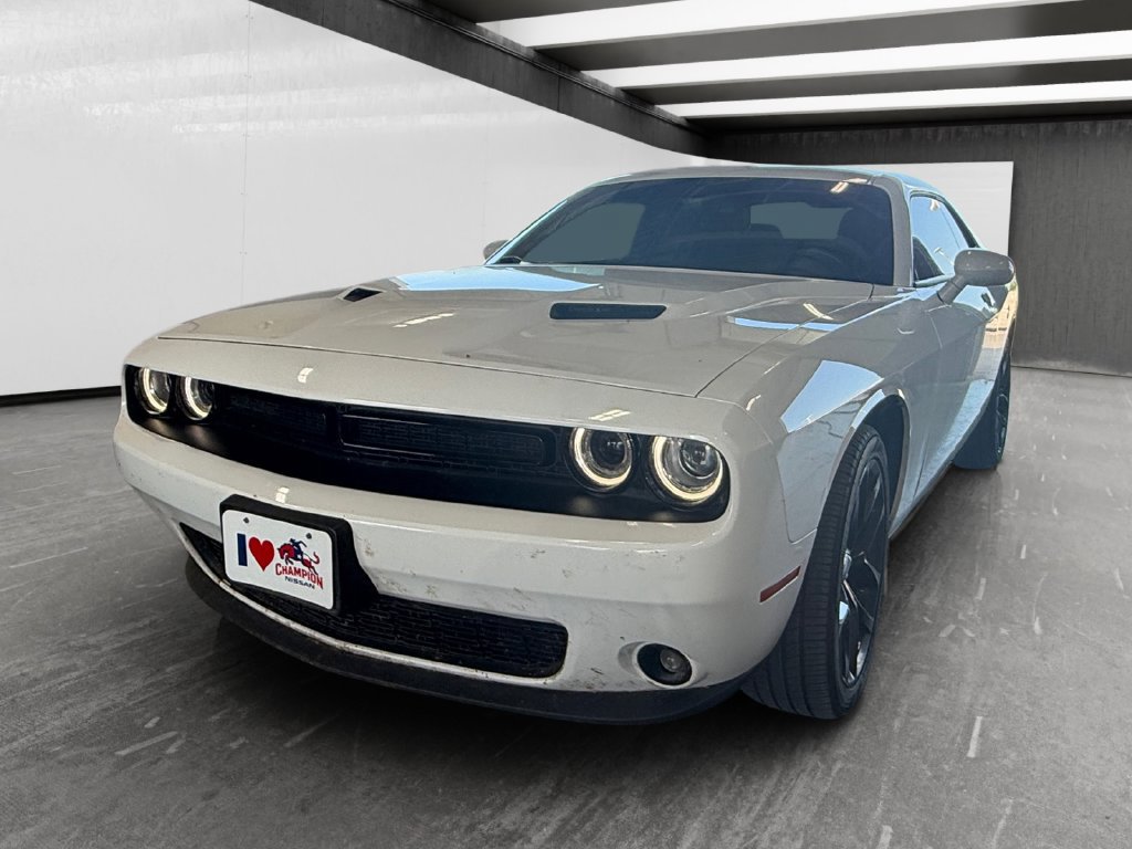 Used 2023 Dodge Challenger SXT w/ Blacktop Package RWD image 1
