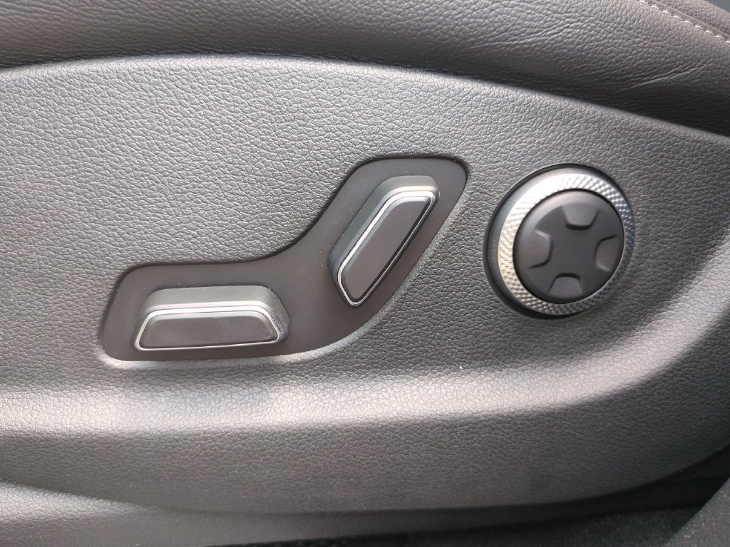 New 2026 Genesis GV80 2.5T Select AWD/4WD image 16