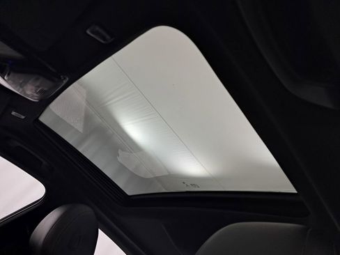 Used 2018 BMW 530i xDrive image 9