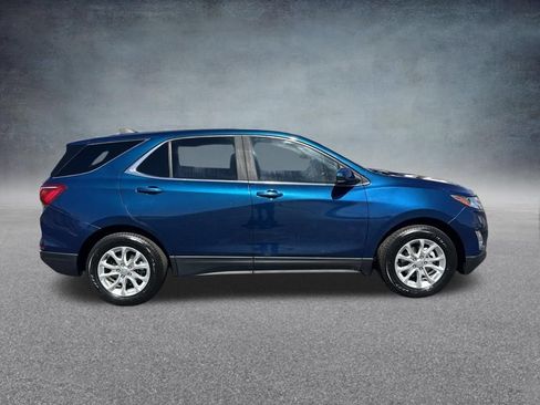 Used 2020 Chevrolet Equinox LT FWD image 2
