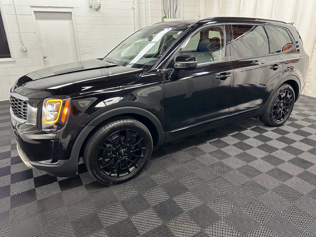 Used 2022 Kia Telluride EX w/ EX Premium Package AWD/4WD image 5