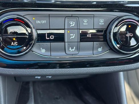 New 2025 Buick Envista Sport Touring w/ Convenience I Package image 16