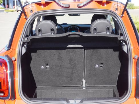 Used 2021 MINI Cooper S w/ Signature Upholstery Package FWD image 11