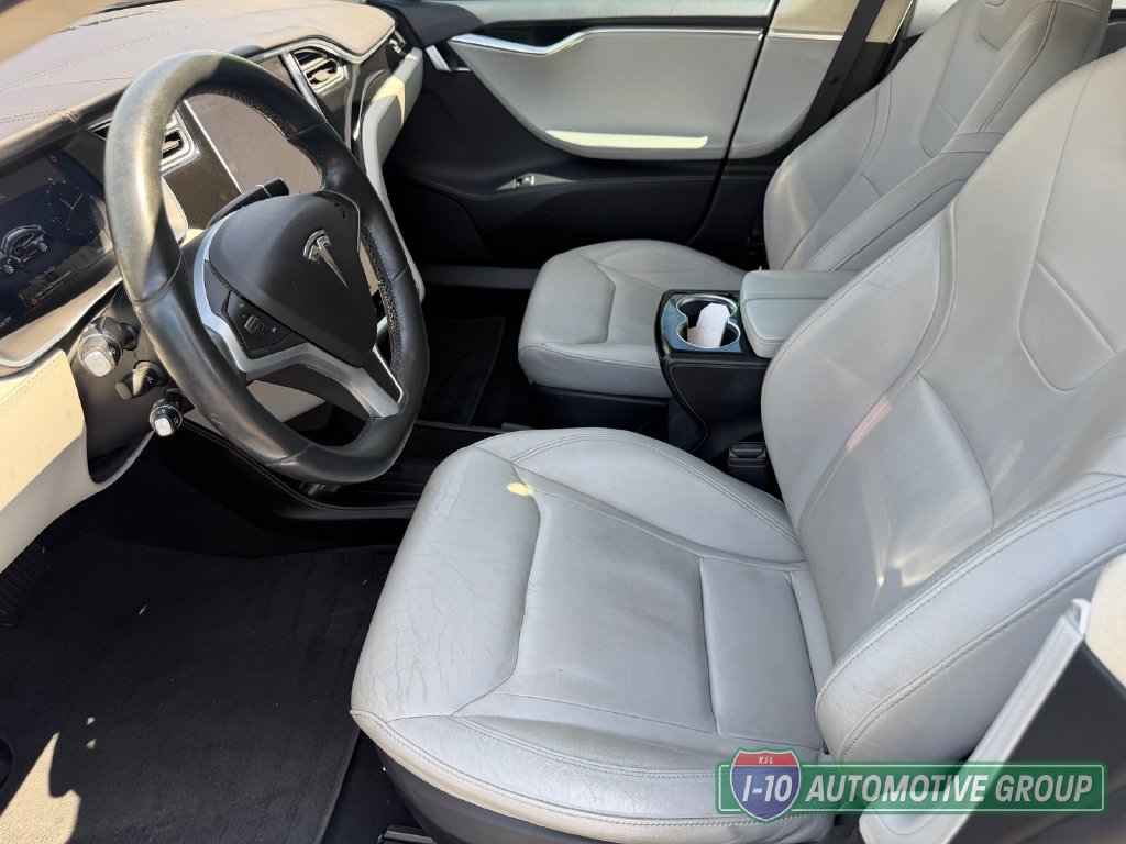 Used 2015 Tesla Model S 70 RWD image 17