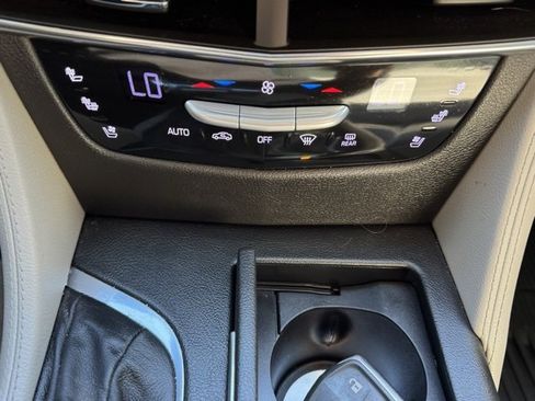 Used 2018 Cadillac CT6 Luxury w/ Rear Seat Package image 19
