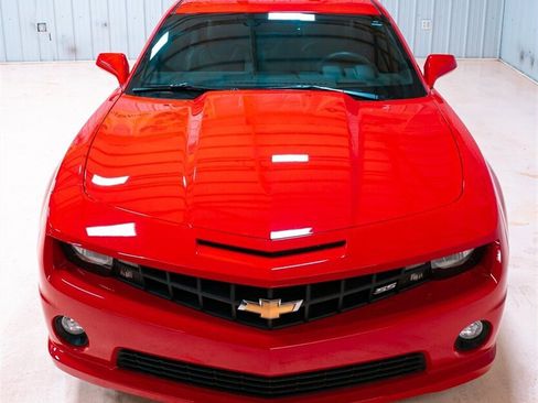 Used 2011 Chevrolet Camaro SS image 16