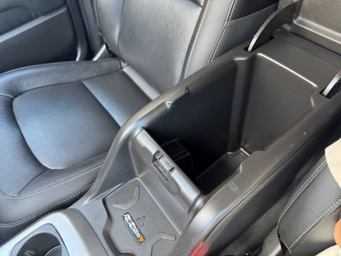 Used 2021 Chevrolet Colorado ZR2 AWD/4WD image 25