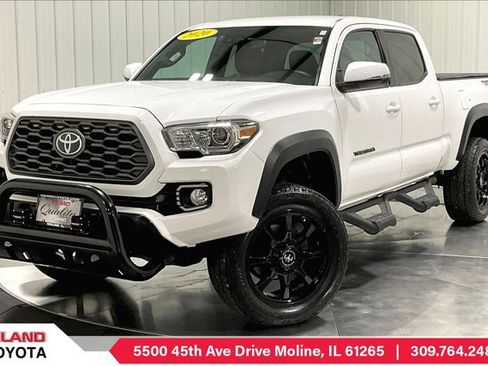 Used 2020 Toyota Tacoma TRD Off-Road w/ Blackout Package image 1