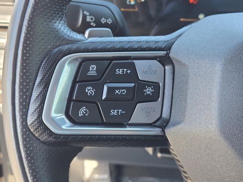 Used 2025 Ford Mustang GT Premium image 19