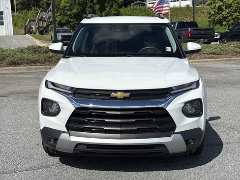 Used 2022 Chevrolet TrailBlazer LT FWD image 3