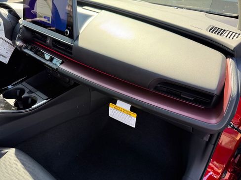 New 2026 Toyota Prius Plug-In Hybrid FWD image 16