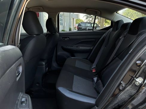 Used 2025 Nissan Versa SV FWD image 11