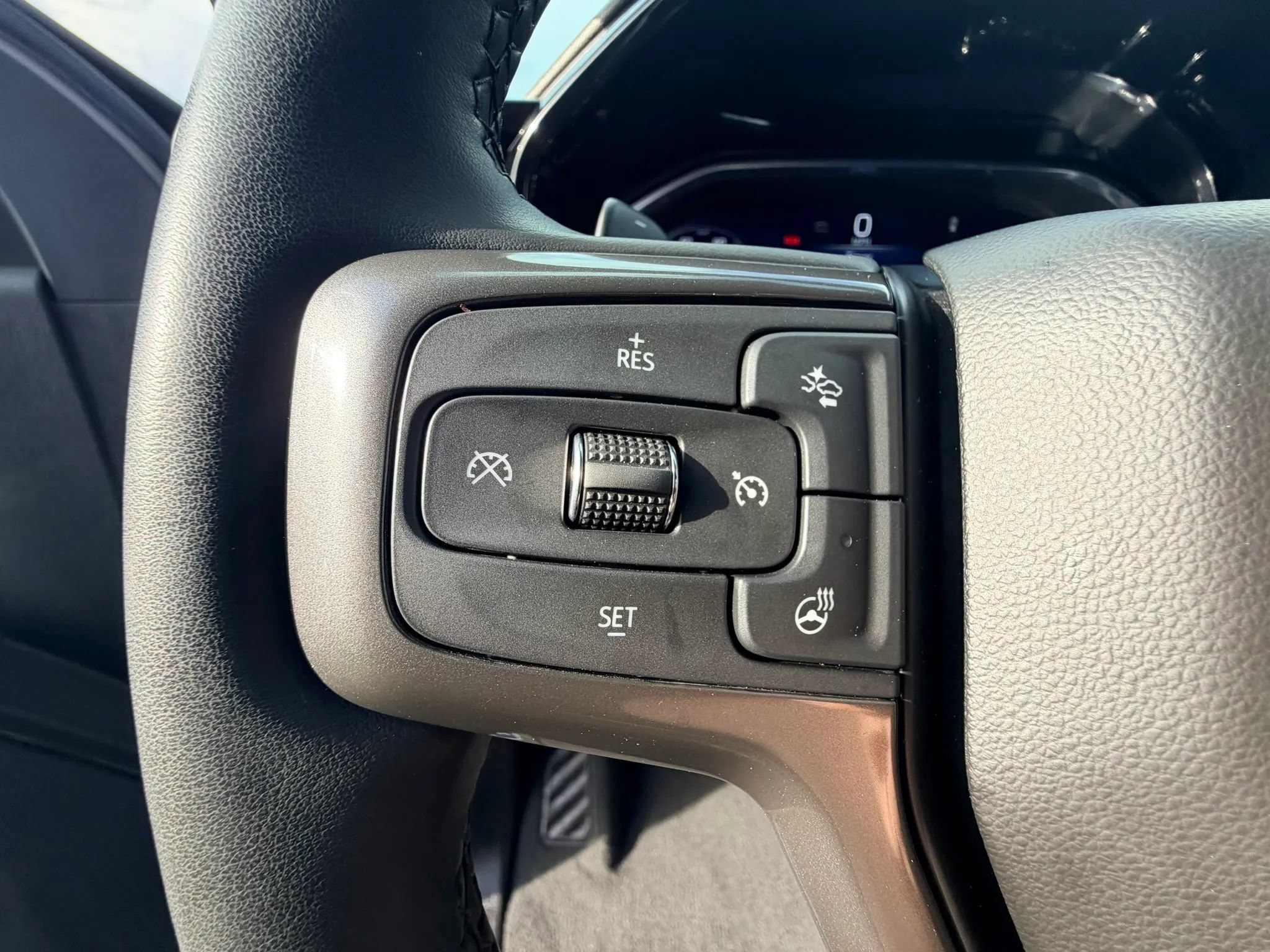 Used 2024 Chevrolet Silverado 1500 ZR2 w/ Technology Package AWD/4WD image 12