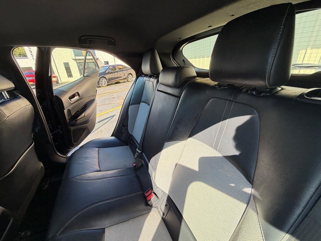 Used 2019 Toyota Corolla XSE FWD image 15