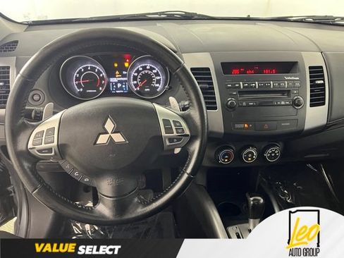 Used 2012 Mitsubishi Outlander SE AWD/4WD image 14