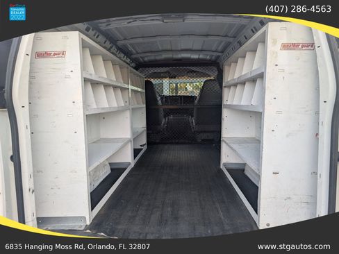 Used 2004 GMC Savana 3500 image 16