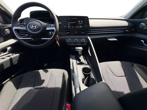 New 2026 Hyundai Elantra SE FWD image 10