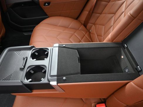 Certified 2025 BMW 740i 740i image 17