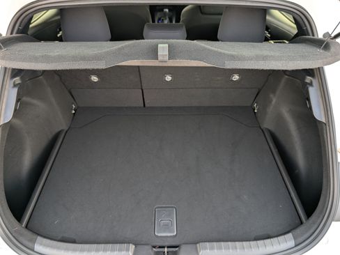 Used 2024 Toyota Corolla SE image 14