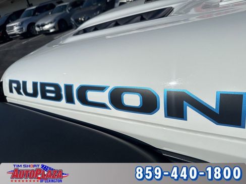 Used 2025 Jeep Wrangler Unlimited Rubicon 4xe w/ Convenience Group AWD/4WD image 31