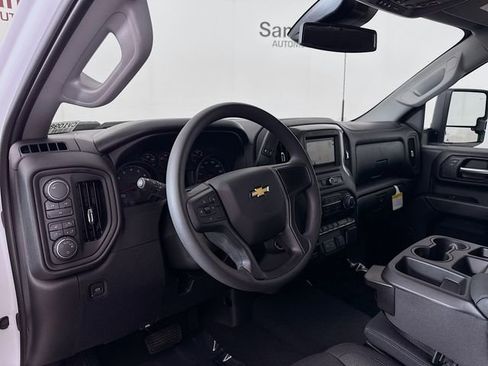 New 2026 Chevrolet Silverado 2500 Custom w/ Custom Value Package AWD/4WD image 11