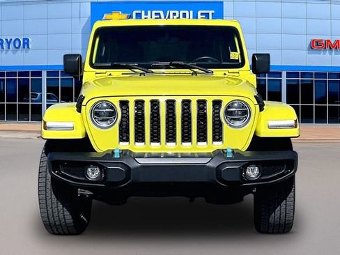 Used 2022 Jeep Wrangler Unlimited Sahara image 2