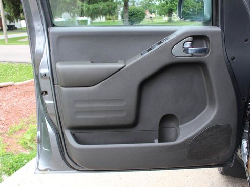 Used 2019 Nissan Frontier PRO-4X AWD/4WD image 12