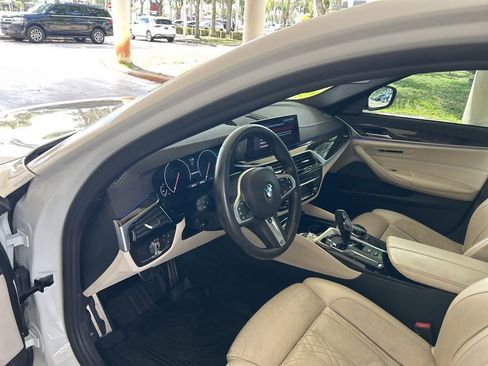 Used 2019 BMW M550i xDrive w/ Dynamic Handling Package AWD/4WD image 6