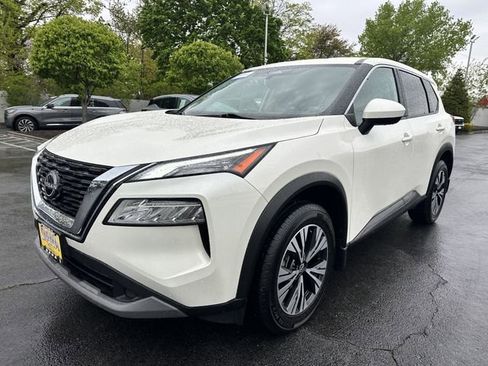 Used 2023 Nissan Rogue SV AWD/4WD image 9