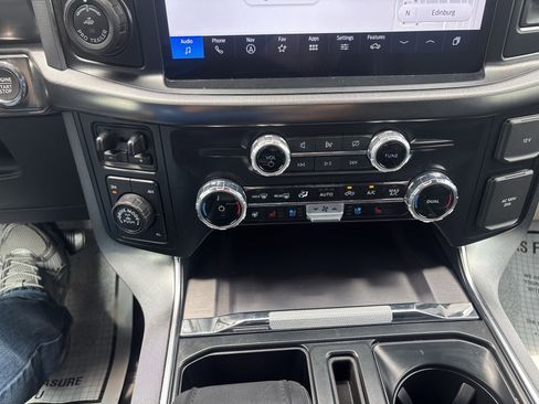Certified 2024 Ford F150 Platinum w/ FX4 Off-Road Package AWD/4WD image 35