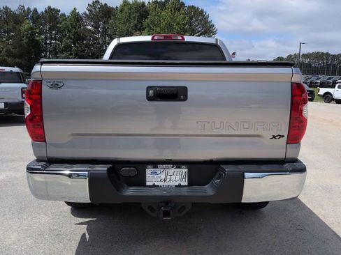 Used 2018 Toyota Tundra SR5 w/ SR5 Upgrade Package RWD image 6